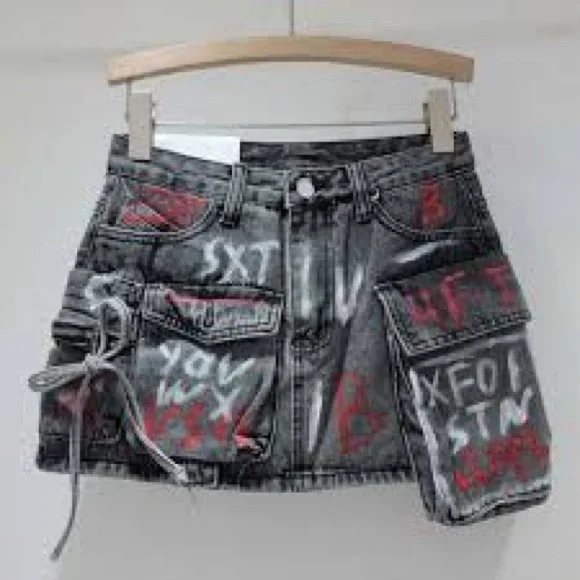 Black Graffiti Denim Mini Skirt with Cargo Pockets - Picture 4 of 4